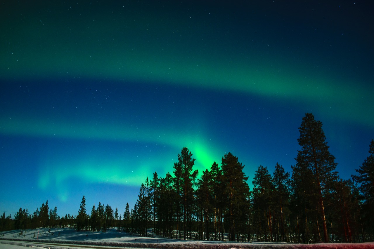 bellissima aurora boreale nella di Rovaniemi in Finlandia